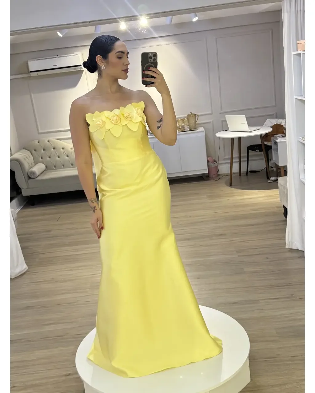 Thumbnail for Vestido Hortência Amarelo 42